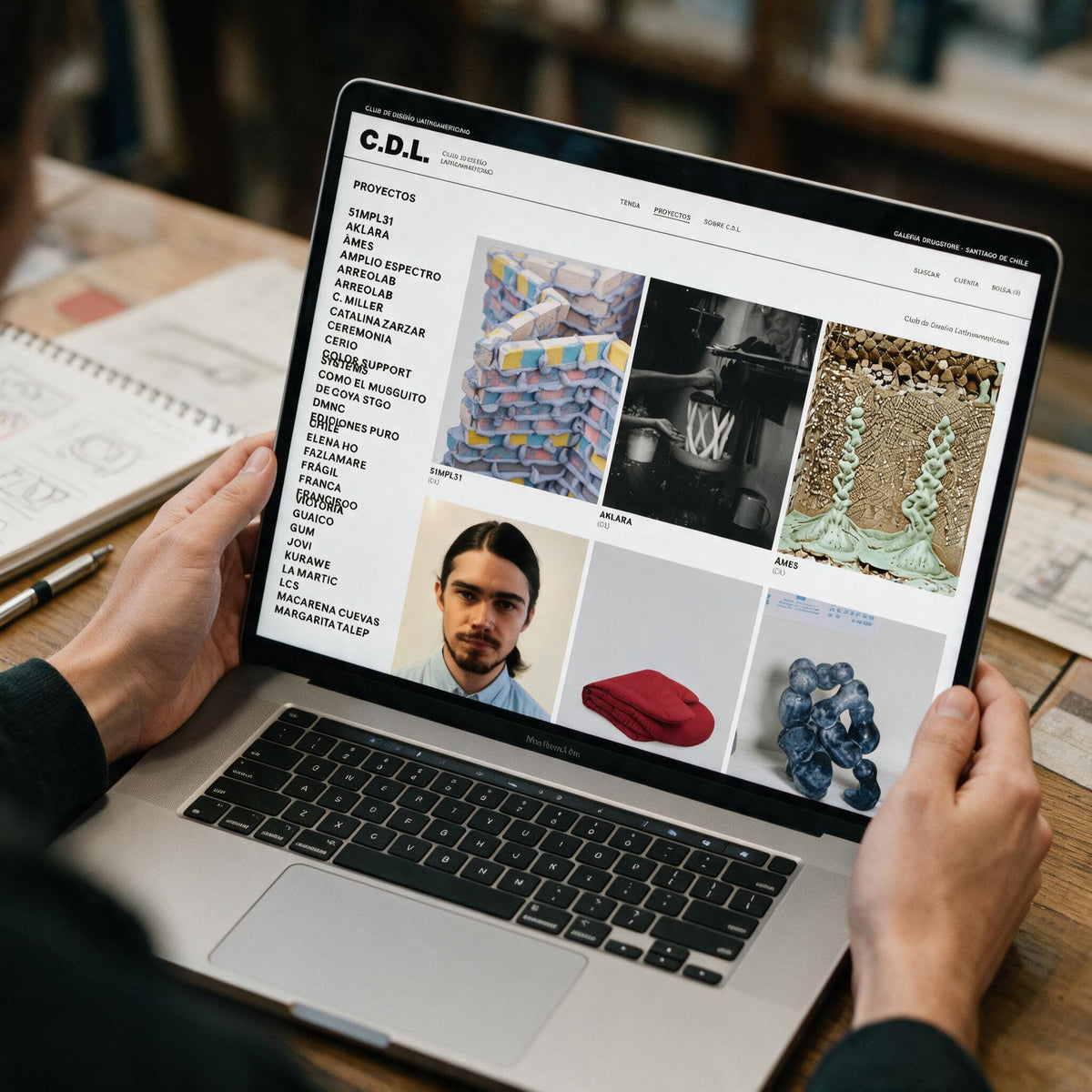 Detalle de la tienda de CDL en iMac, fotografía cinematográfica analógica de 35 mm