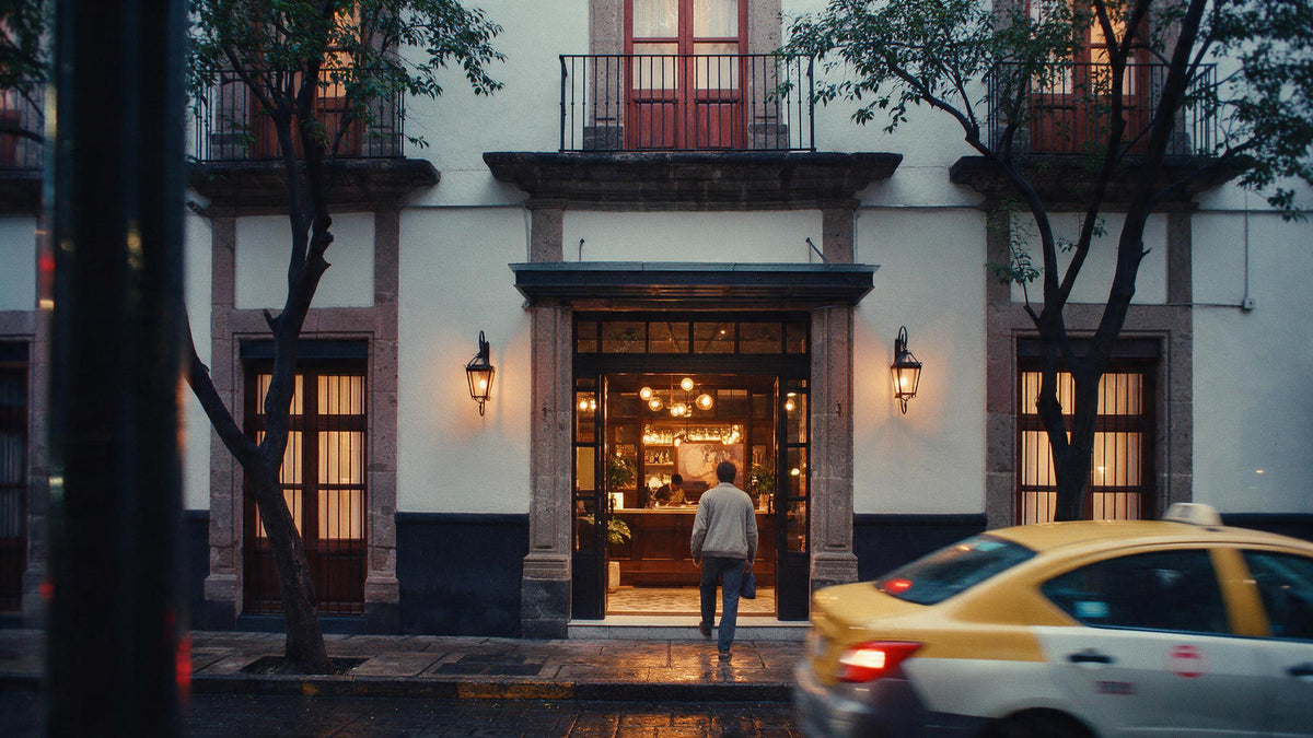 Estrategia de contenido y campañas — fachada y llegada